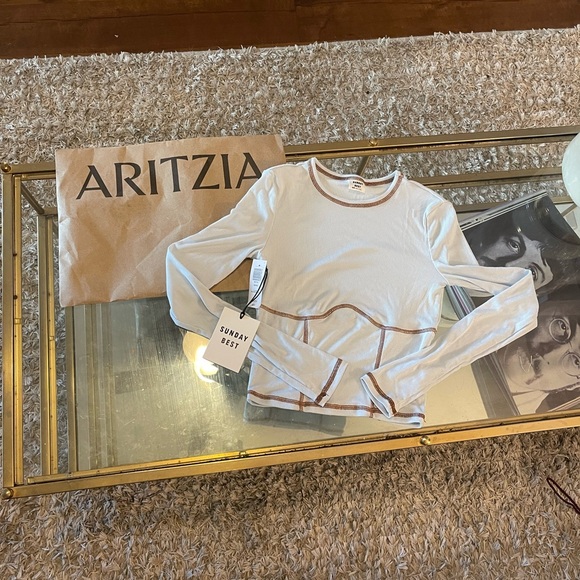 New with tags Aritzia Sunday Best
DOVE LONG SLEEVE - Picture 5 of 9